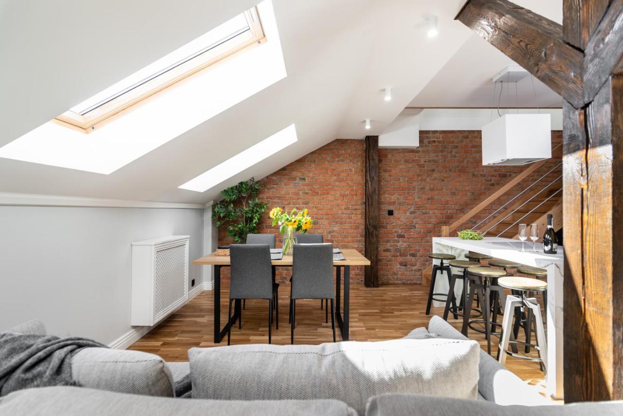 Riverside Premium Class Apartment - By Upstairs Краков Экстерьер фото