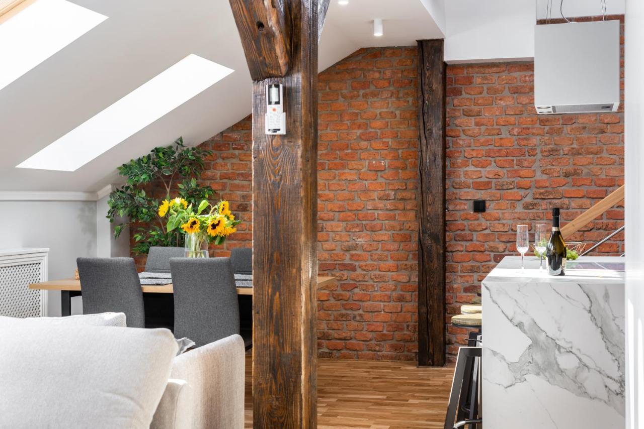 Riverside Premium Class Apartment - By Upstairs Краков Экстерьер фото
